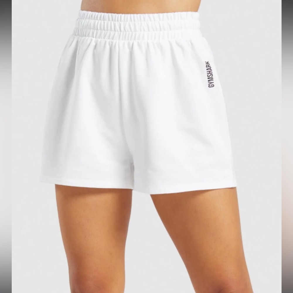 Gymshark slim fit throw on shorts